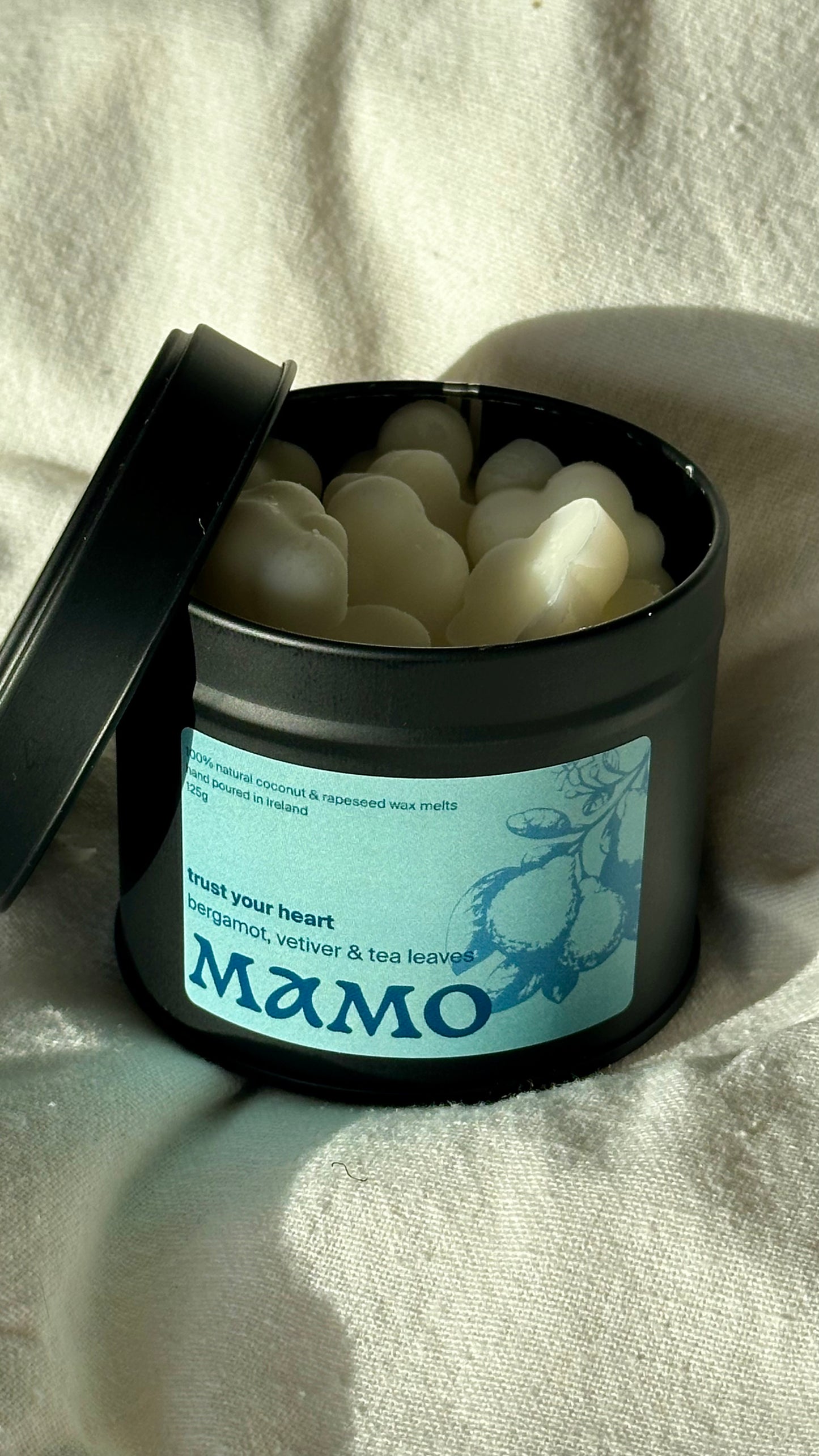 Trust Your Heart wax melts in matte tin – bergamot, vetiver, and tea leaf scent