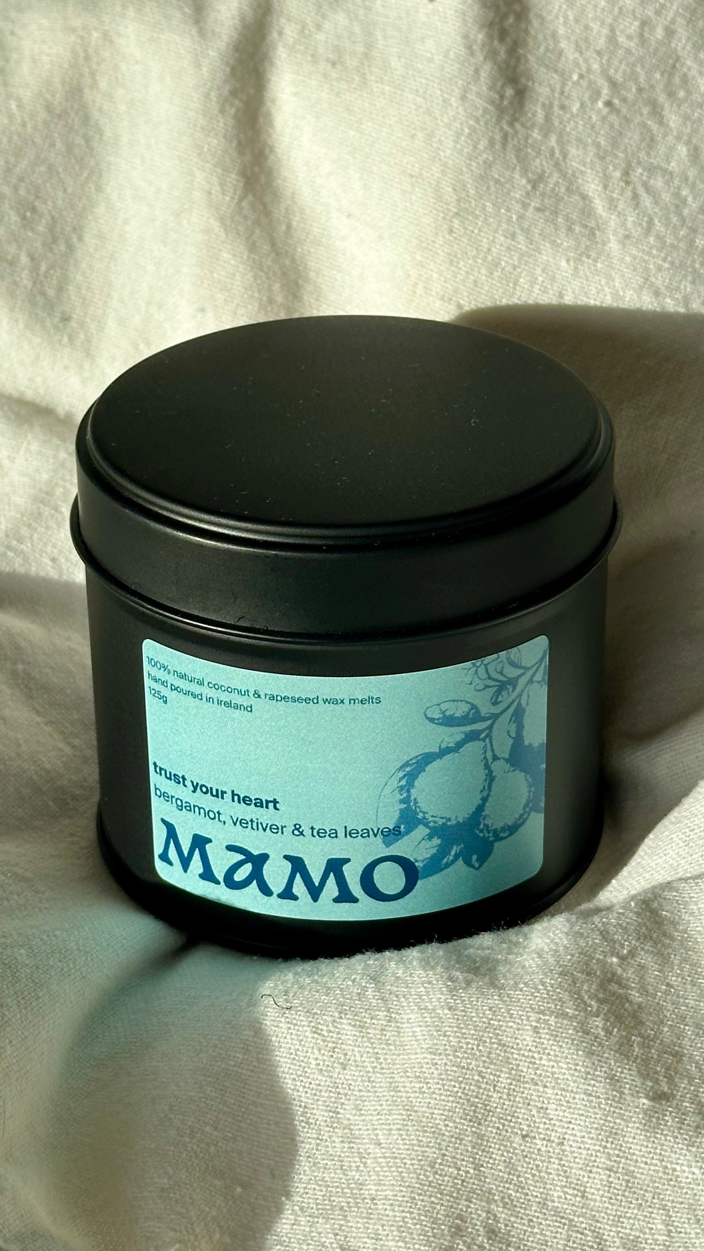 MAMO wax melts tin with label – Trust Your Heart scent