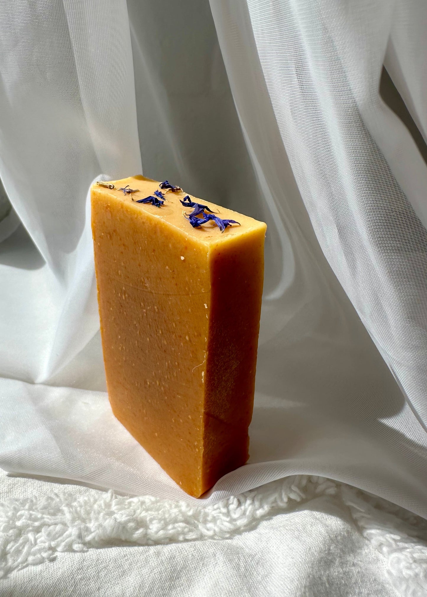 MAMO Lemon Honey Body Soap Bar Dream Big