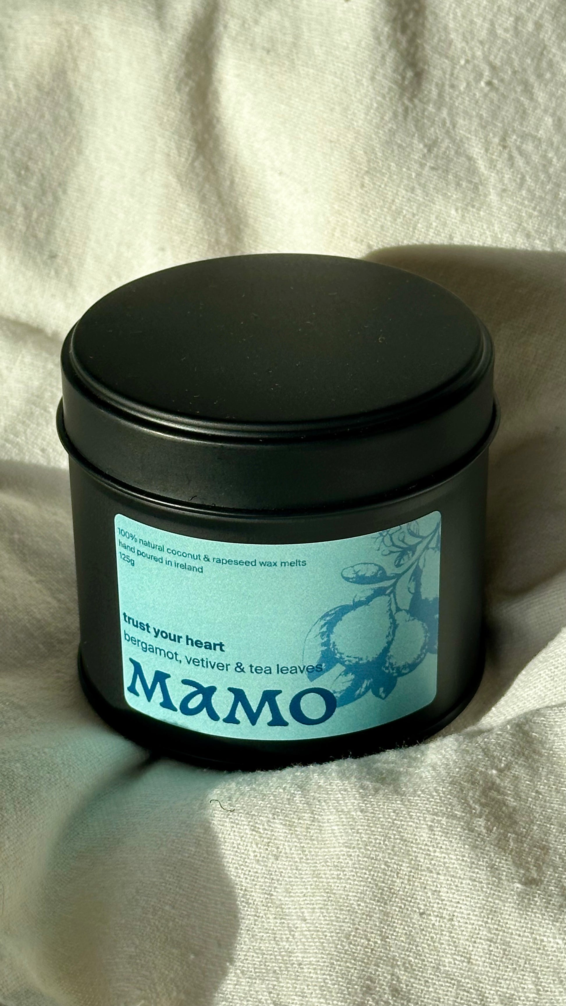 MAMO wax melts tin with label – Trust Your Heart scent