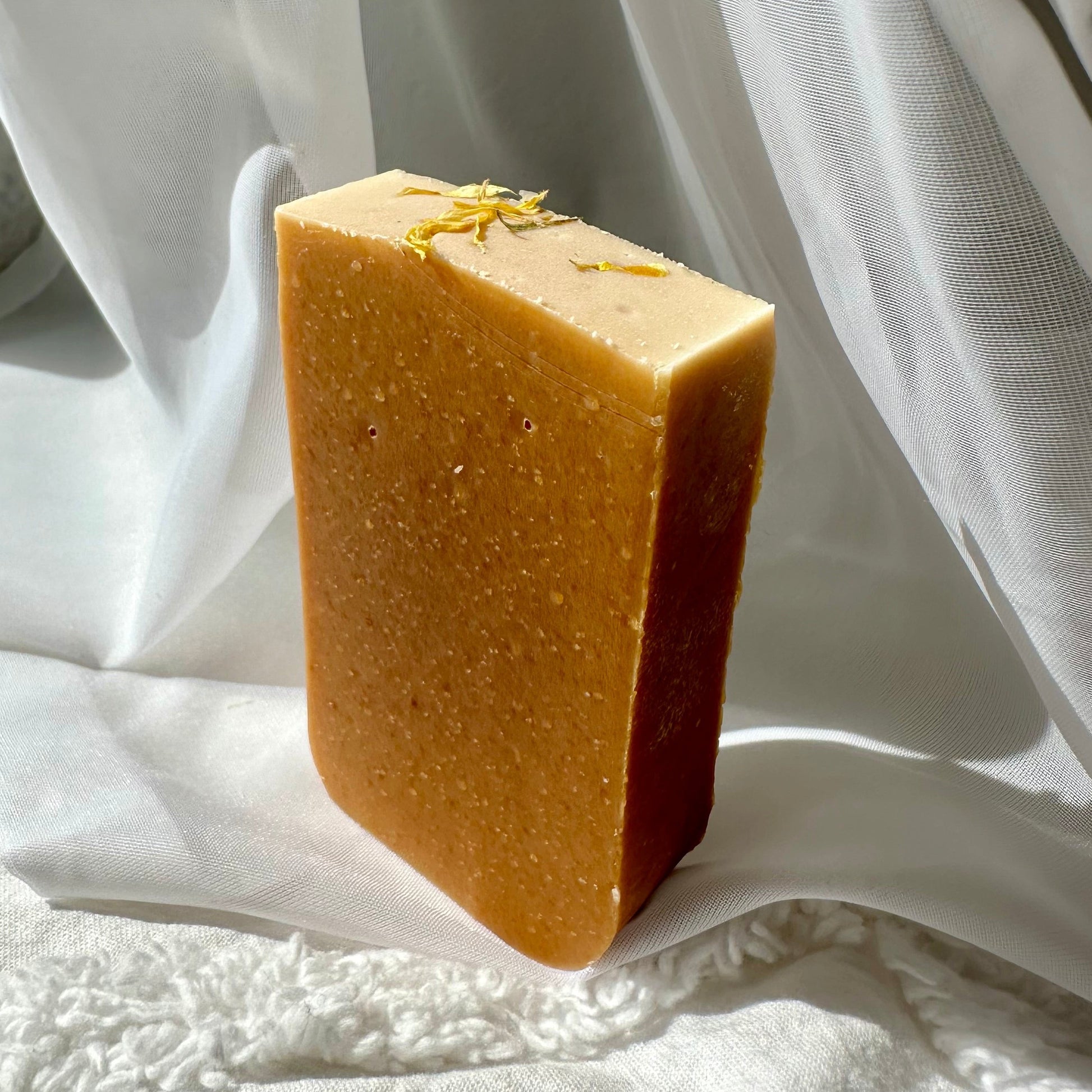 Calendula, Chamomile & Honey Body Soap Bar "Inspire Love" - Unscented - L02SBCCH - MAMO