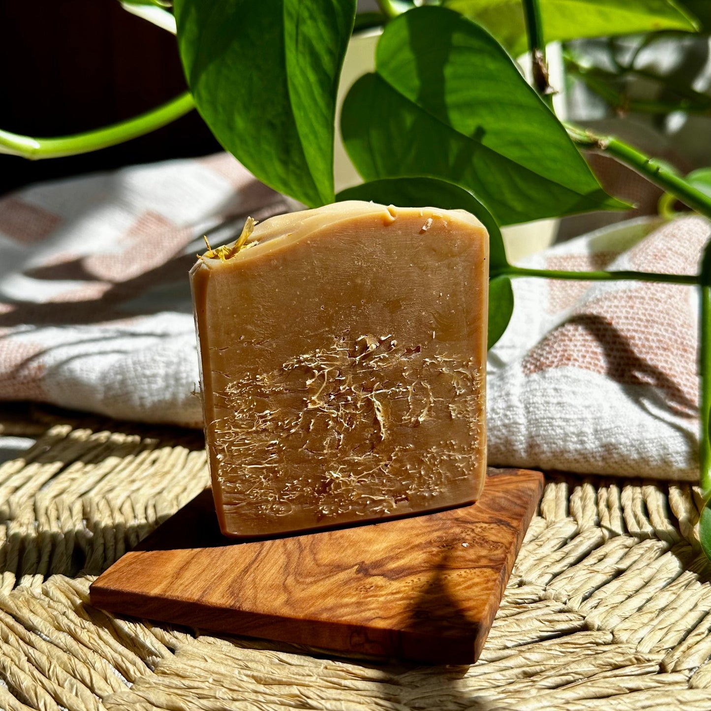 Inspire Love - Calendula, Chamomile, Honey – Luffa Body Soap - A002LB - MAMO