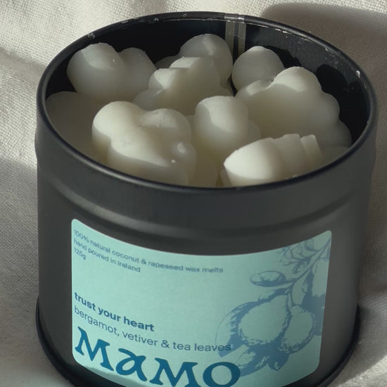 Cloud-shaped natural wax melts hand-poured by MAMO